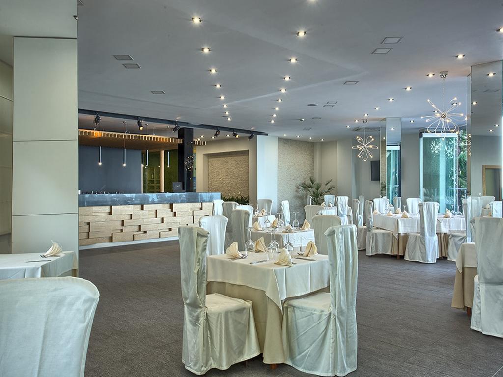 Luna Beach Hotel Golden Sands Exterior foto
