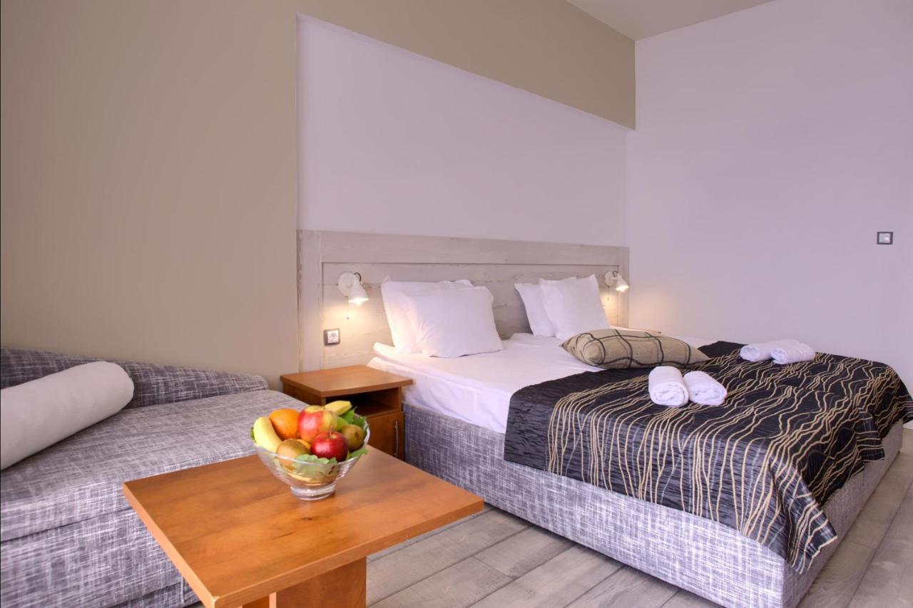 Luna Beach Hotel Golden Sands Exterior foto